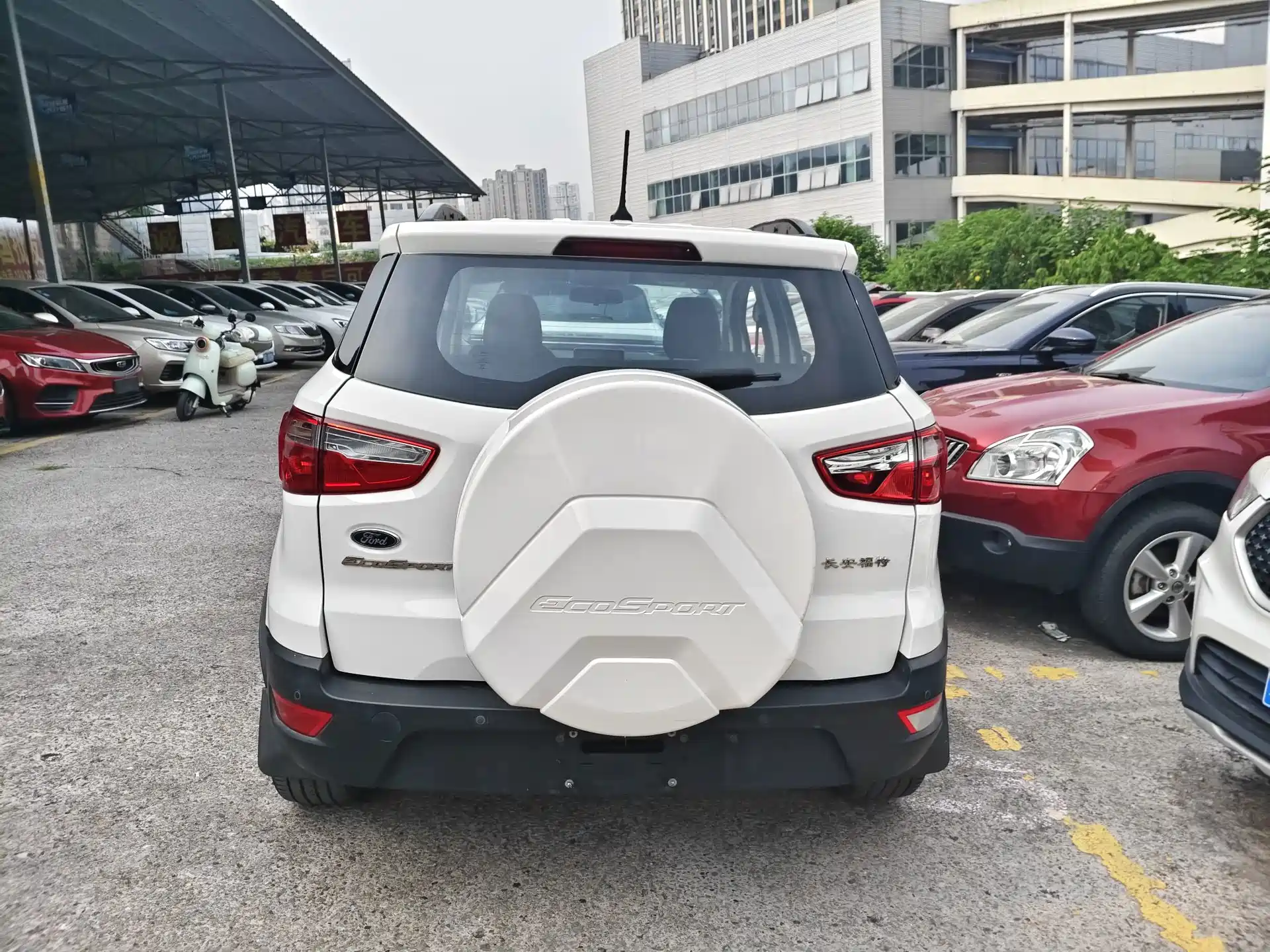 Фото 10 - Ford EcoSport