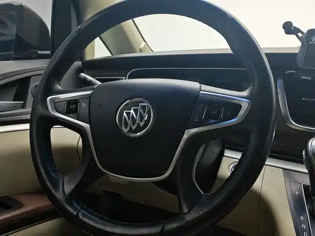 Buick GL8 2018 28T Luxury Model China VI фото 12