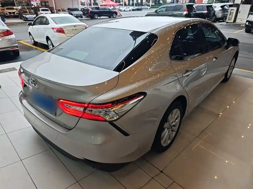 Toyota Camry 2019 Facelift 2.0G Luxury Edition фото 7
