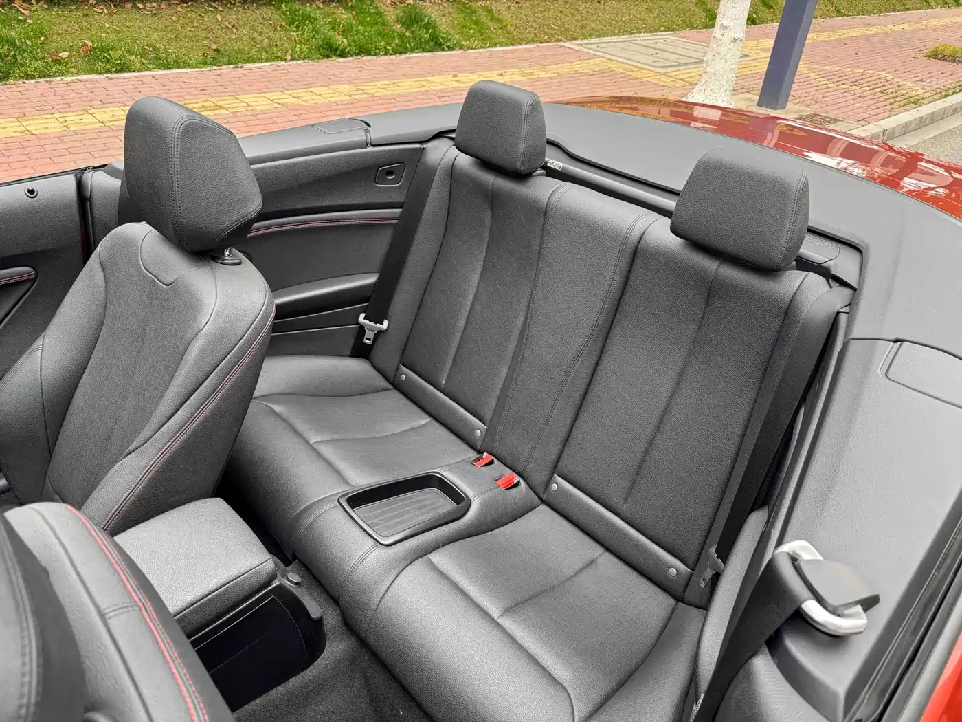 BMW 2 Series (Import) 2019 225i Convertible Coupe Sport Design Package фото 6