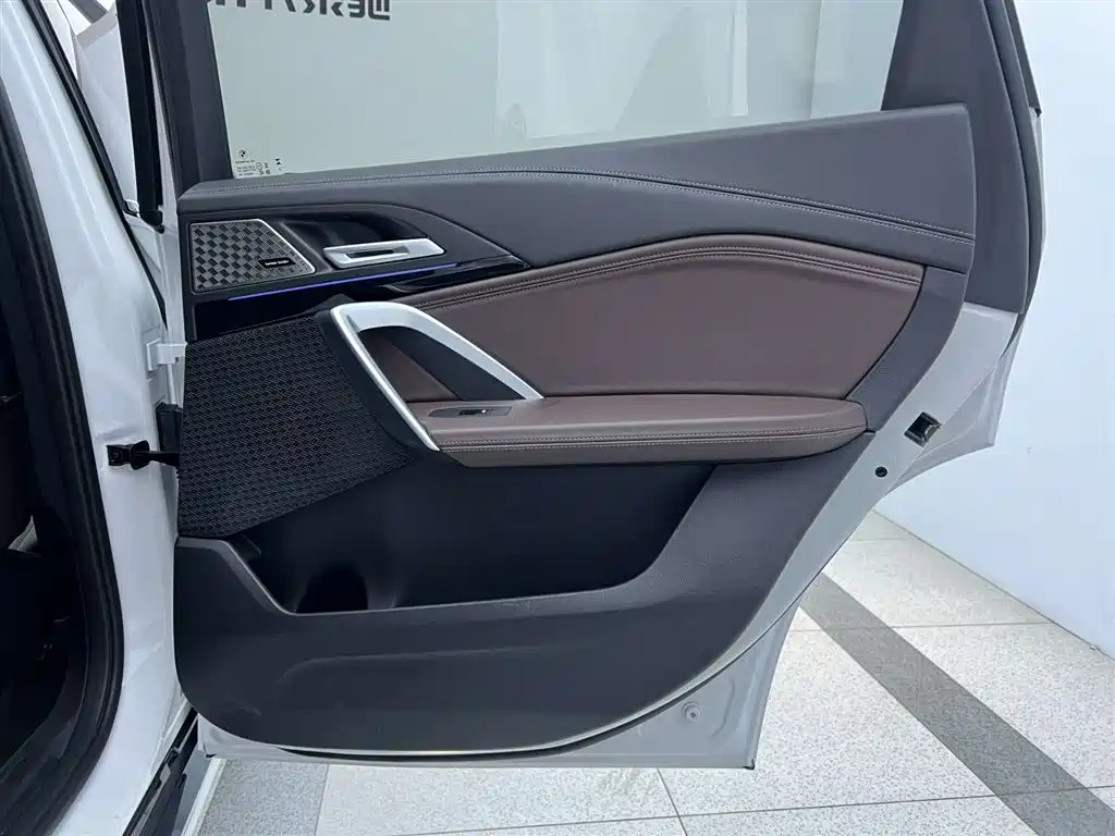 BMW X1 2023 sDrive25Li M Sport Package фото 29