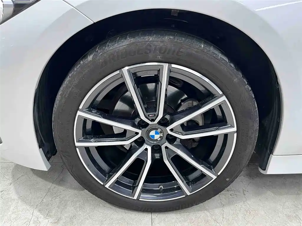 BMW 3 Series 2023 320Li M Sport Package фото 19