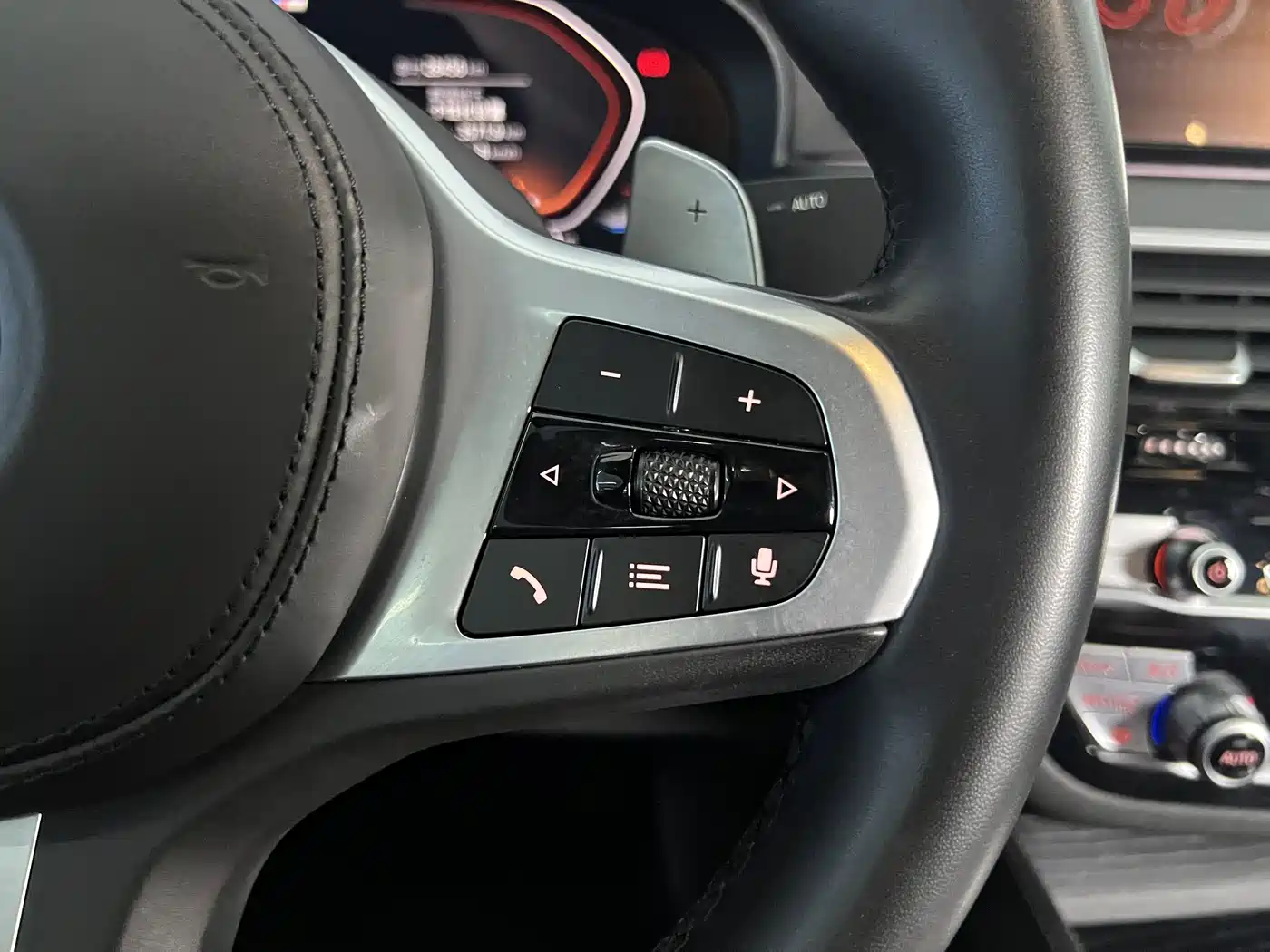 Toyota Camry 2021 2.0G Luxury Edition фото 5