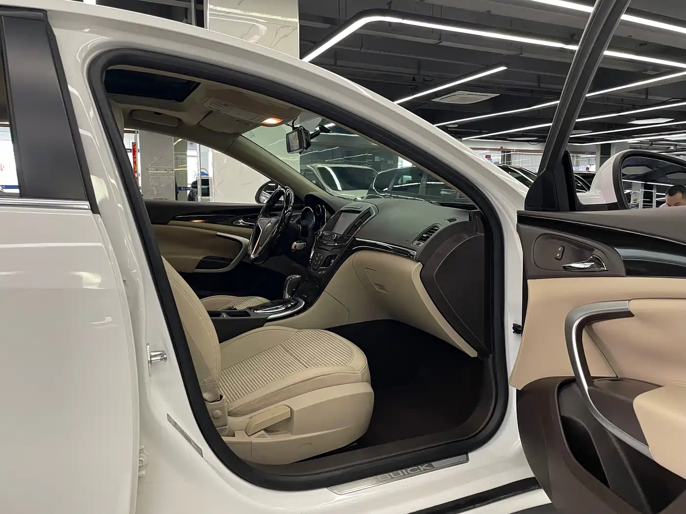 Buick Regal 2014 2.0L Leading Fashion Type фото 8