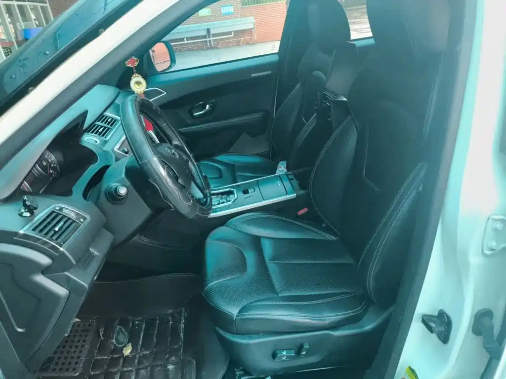 Landwind X7 2016 2015 2.0T Panorama Premium