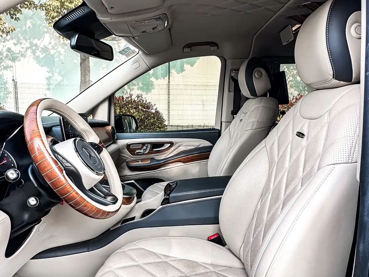 MERCEDES-BENZ V CLASS