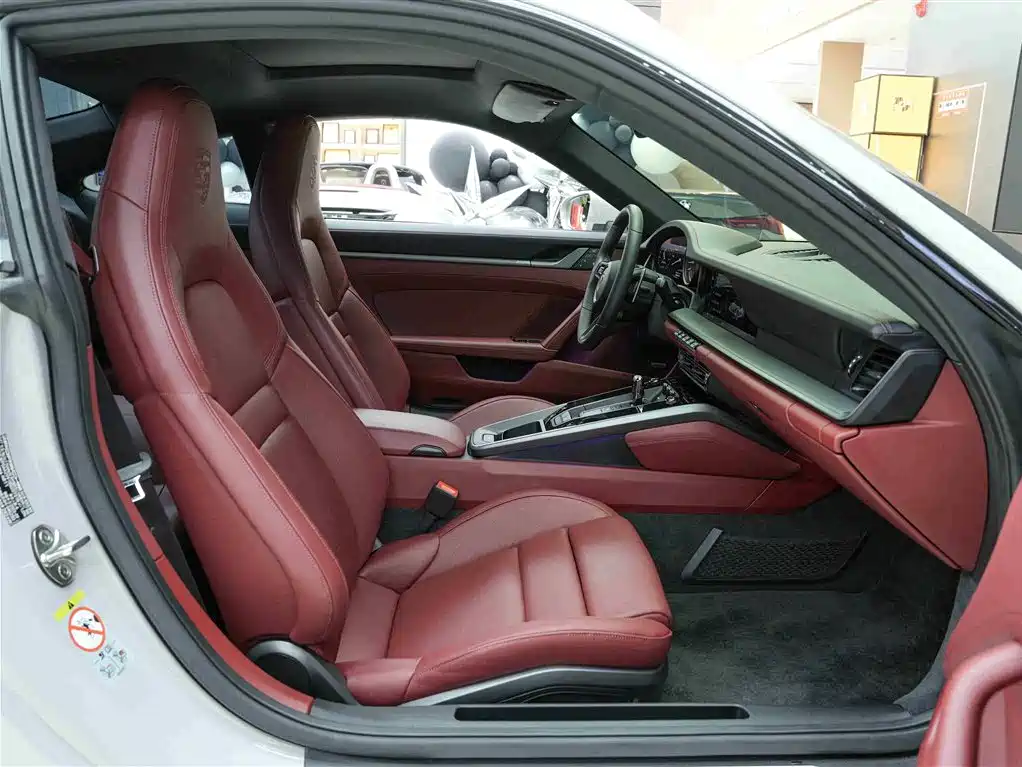 Porsche 911 2023 Carrera 3.0T фото 13