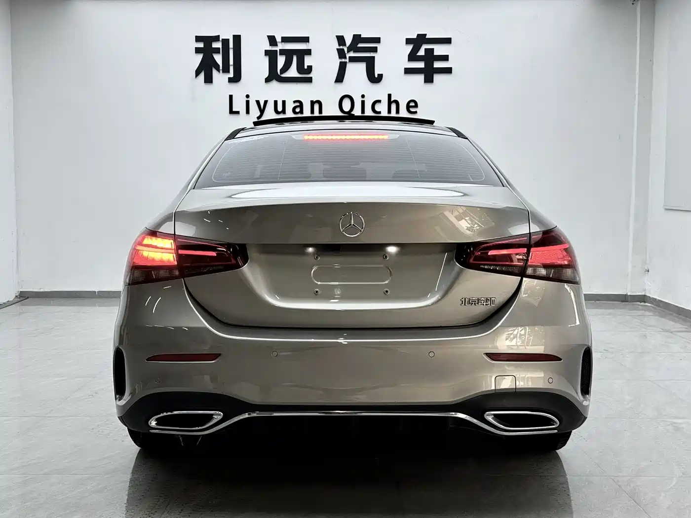 Mercedes-Benz A-Class 2019 A 180 L Sport Sedan фото 16