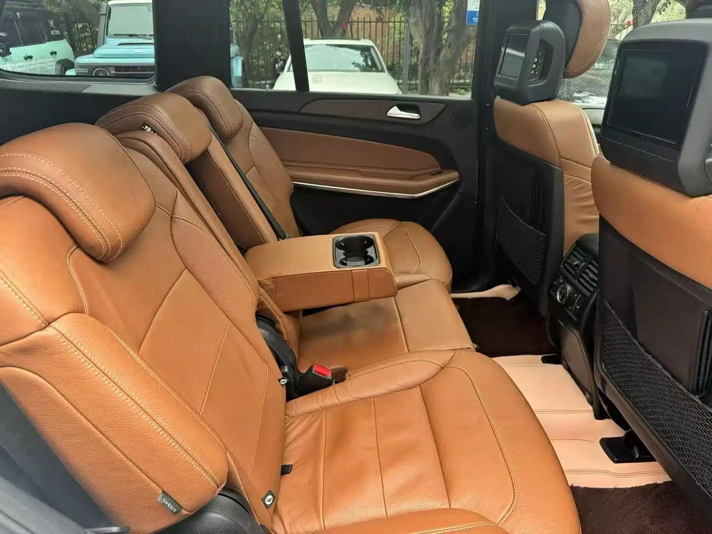 Mercedes-Benz GLS 2016 GLS 500 4MATIC фото 6