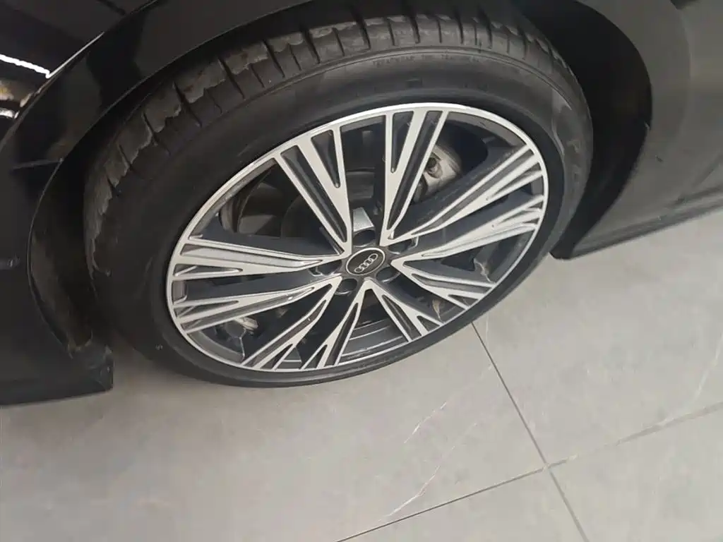 Audi A6L 2024 45 TFSI Premium Dynamic фото 23