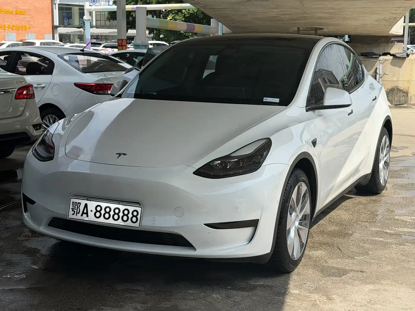 Tesla Model Y 2022