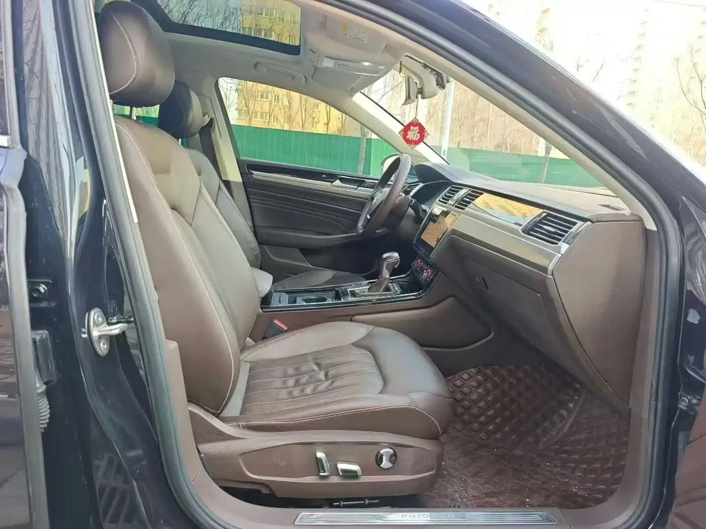 Volkswagen Phideon 2021 380TSI Luxury Edition фото 4