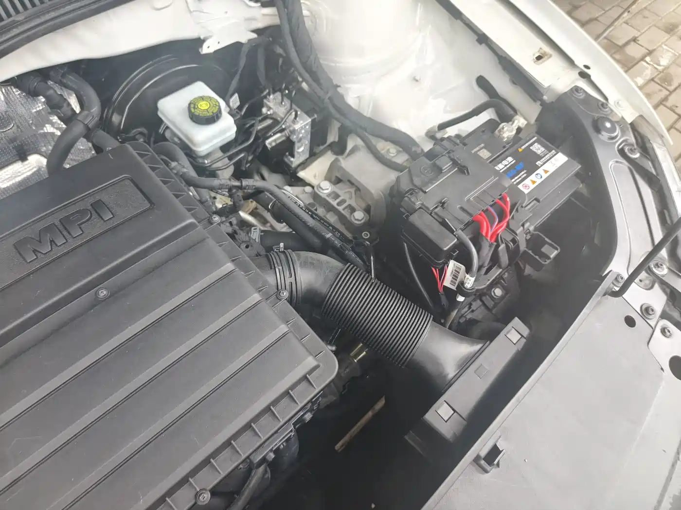 Volkswagen Lavida 2013 Facelift Classic 1.6L Automatic Trend фото 11