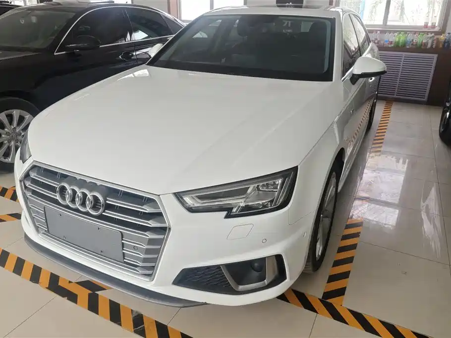 Audi A4L 2019 40 TFSI Fashion (China VI)