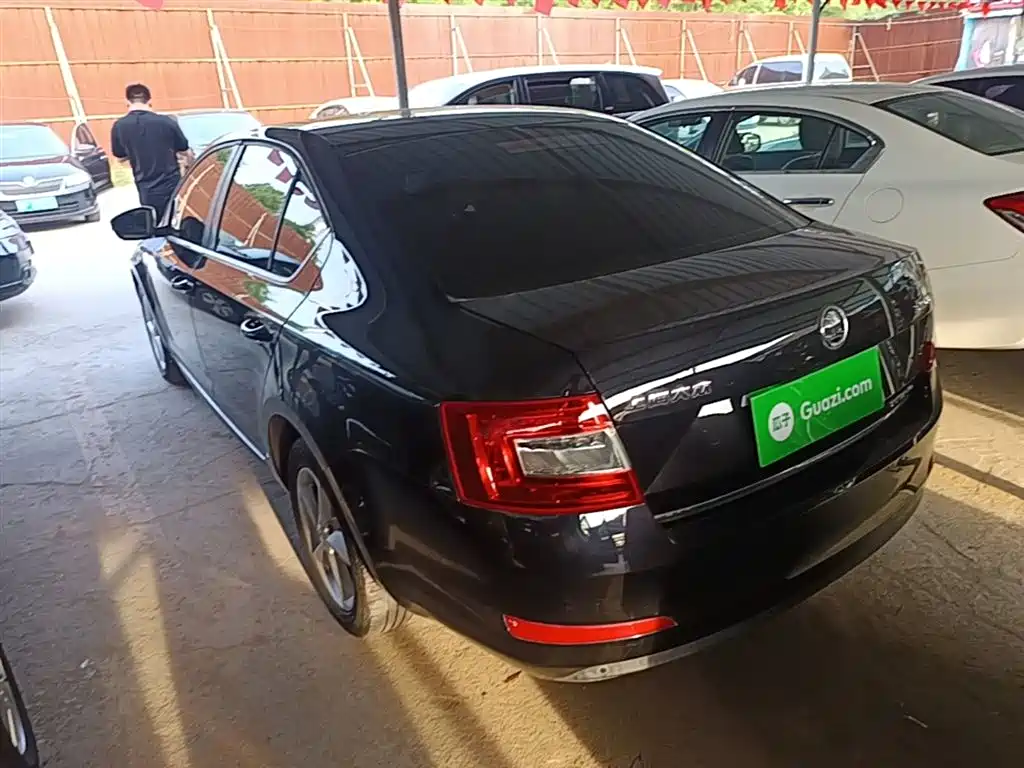 Škoda Octavia 2015 1.6L Automatic逸俊版 фото 5