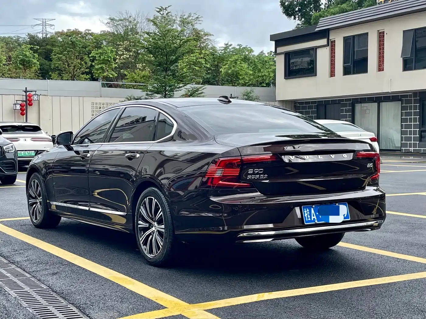 Volvo S90 2021 Model B5 Inscription Luxury Edition фото 6