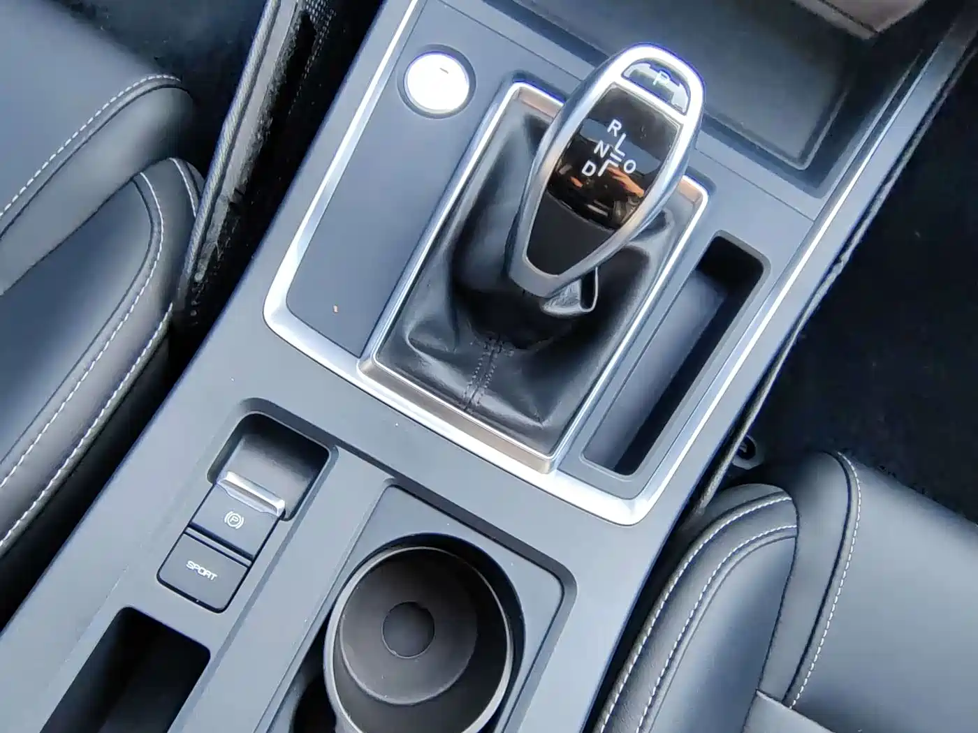BYD Qin Pro 2019 Super Edition 1.5TI Automatic Smart Connected Feng Xiang Type China VI фото 17