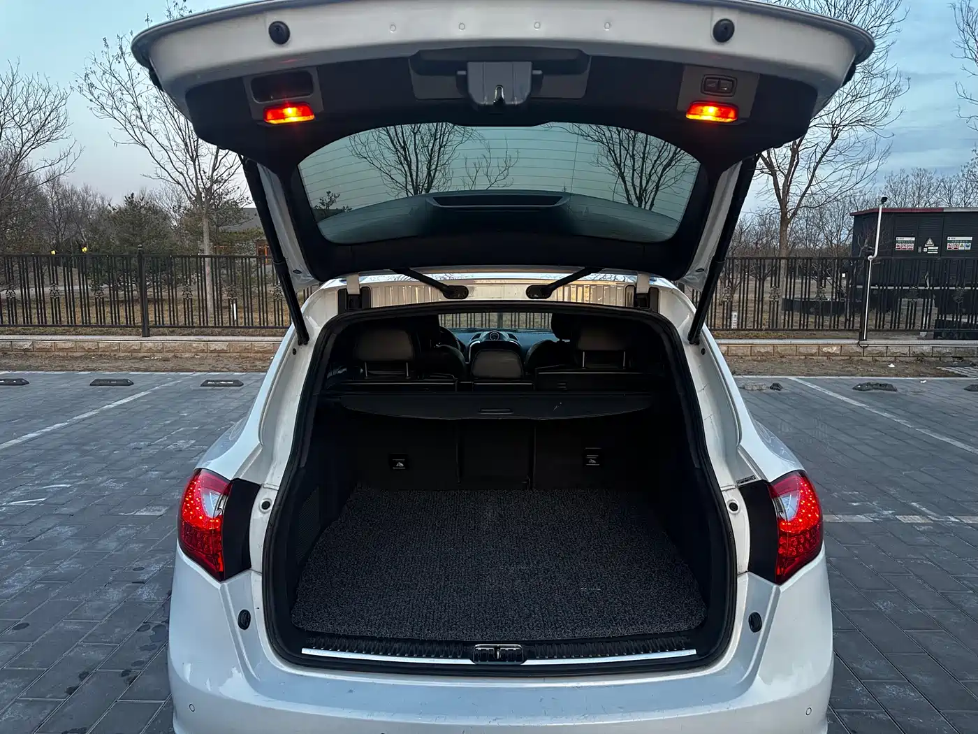 Porsche Cayenne 2014 Cayenne Platinum Edition 3.0T фото 22