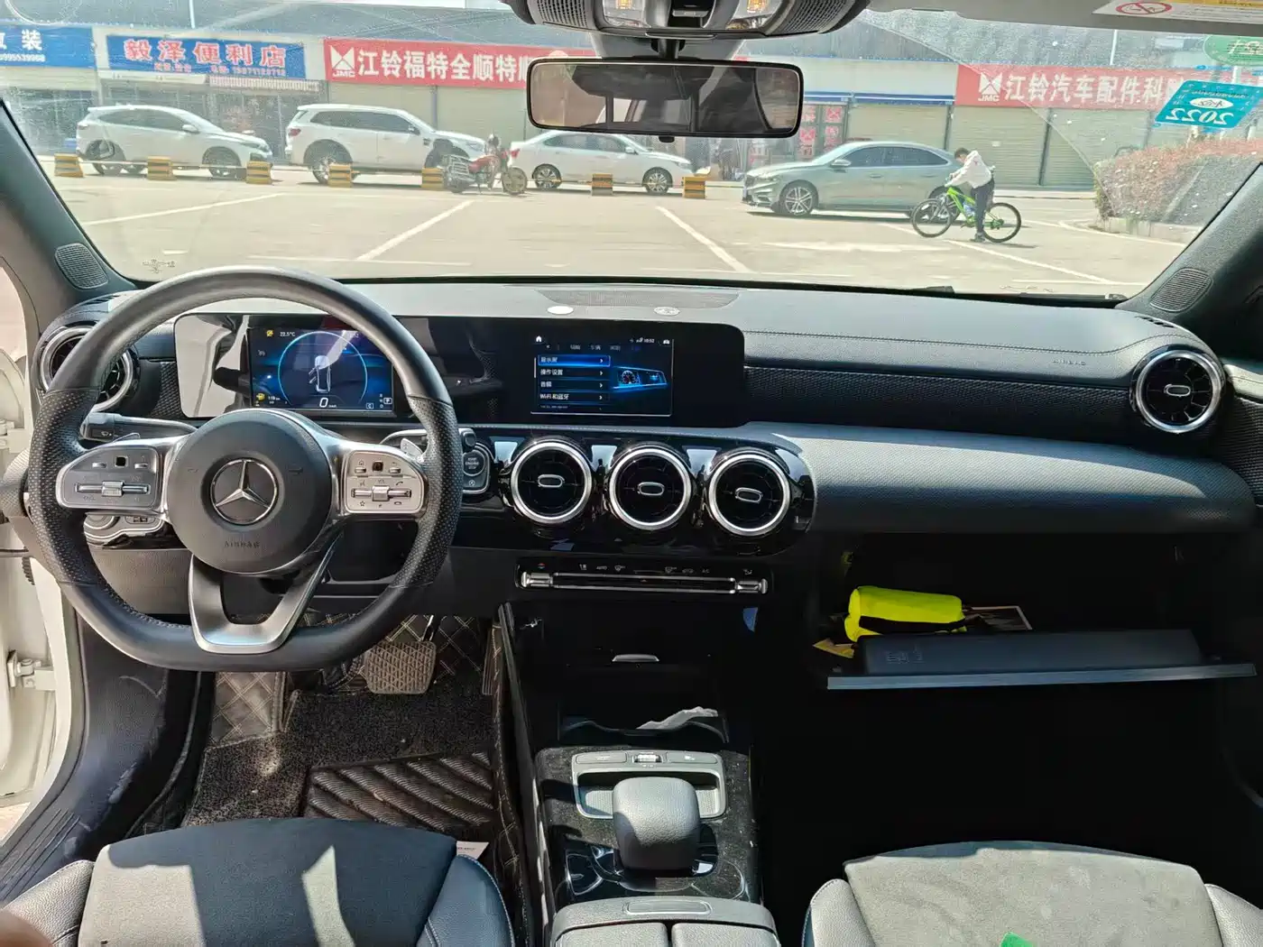 Mercedes-Benz A-Class 2020 A 180 L Sport Sedan фото 9