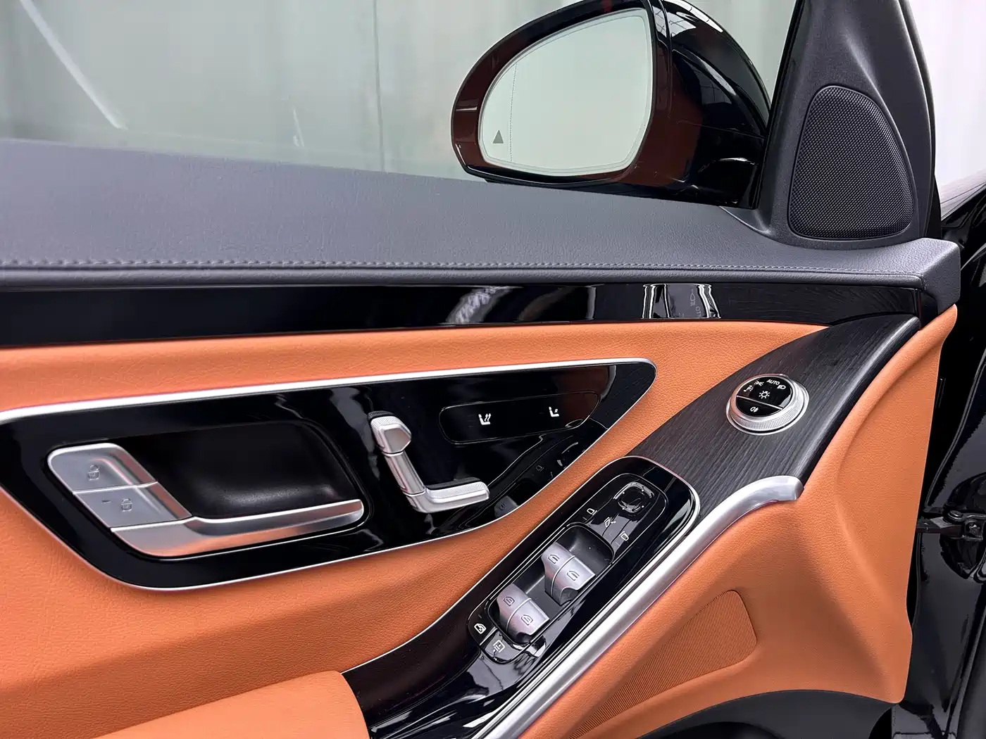 Mercedes-Benz S-Class 2024 S 400 L Business Edition фото 4