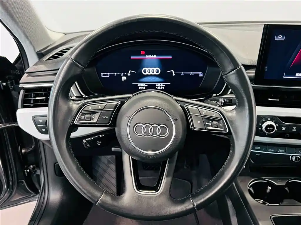 Audi A4L 2023 40 TFSI Fashion Dynamic фото 9