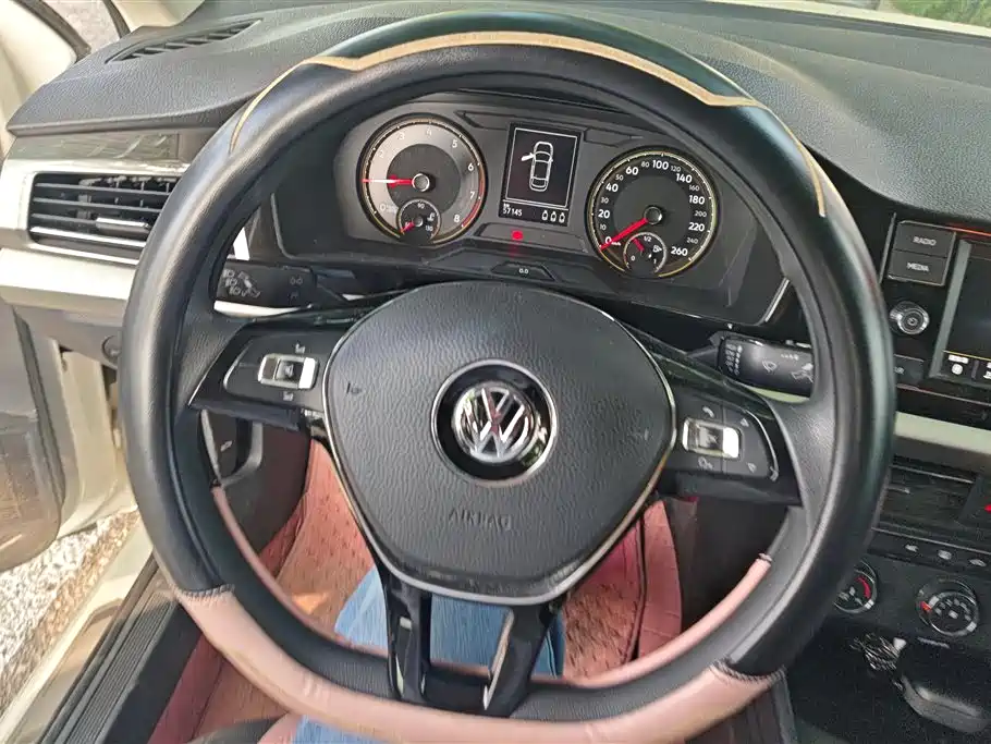 Volkswagen Lavida 2019 1.5L Automatic Comfort Edition China VI фото 15
