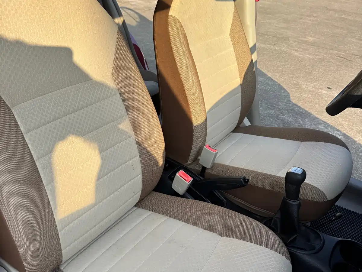 Venucia R30 2016 2016 1.2L Manual Premium Edition