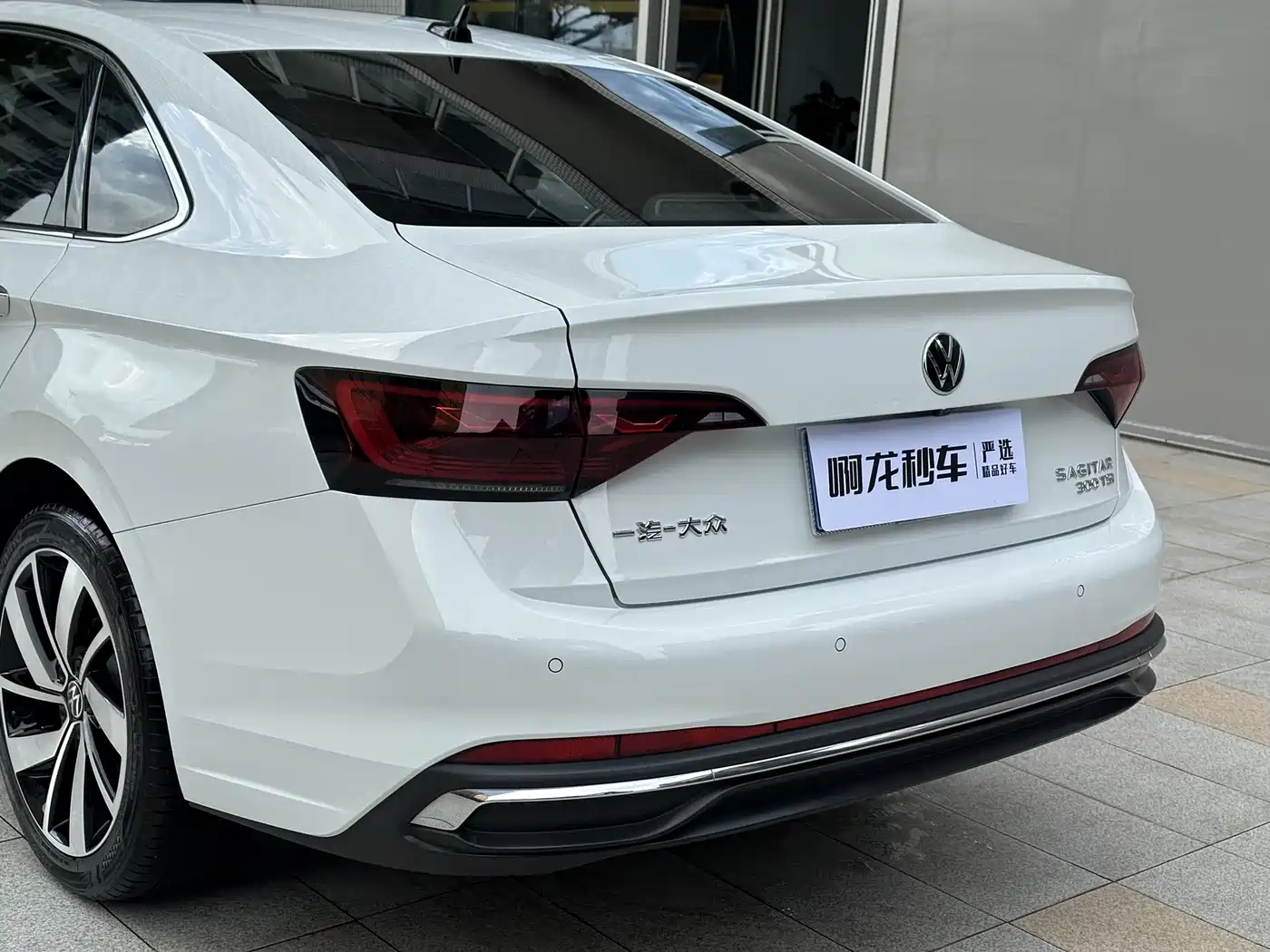 Volkswagen Sagitar 2025 Model Second Facelift 300TSI DSG Transcend Edition фото 16