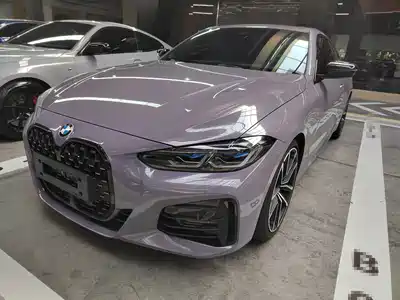 BMW 4
