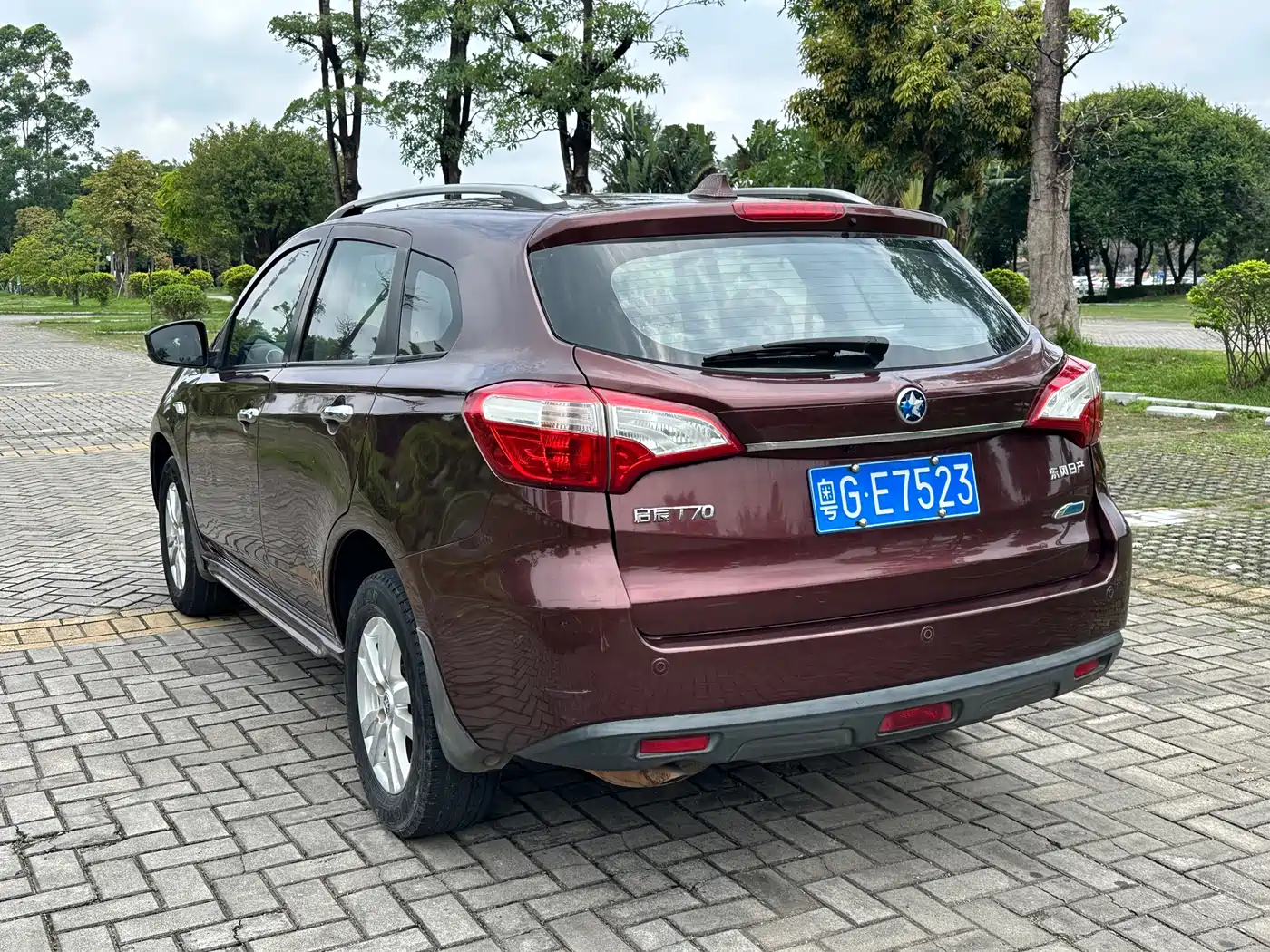 Venucia T70 2015 2015 2.0L CVT Ruixing Edition