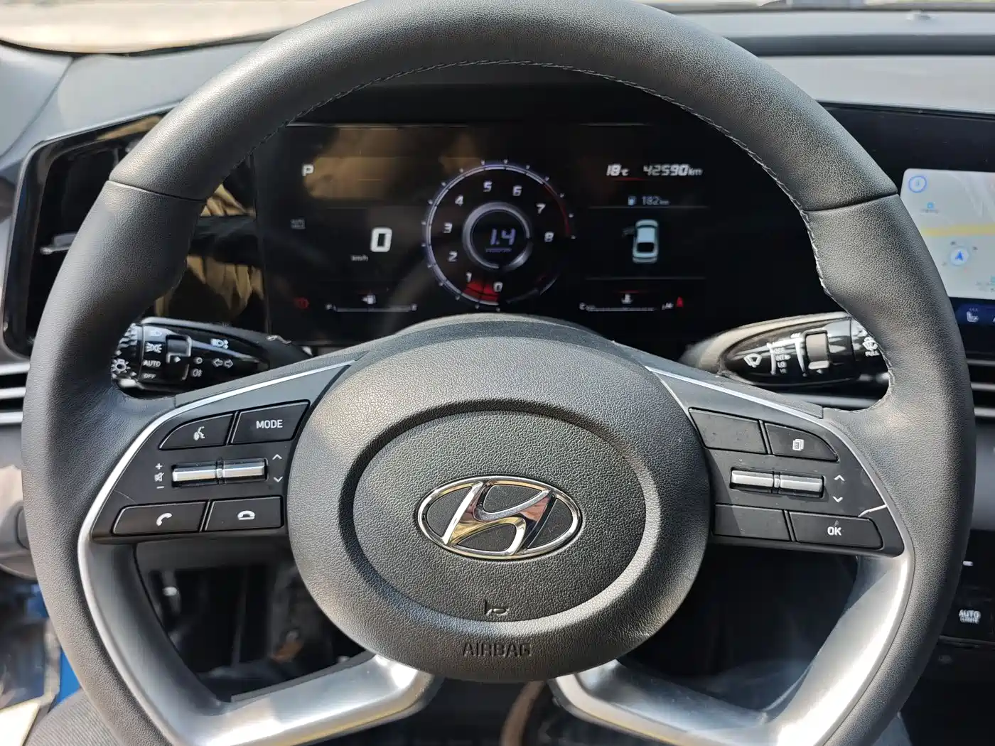 Hyundai Elantra 2022 1.5L CVT GLX Elite Edition фото 5