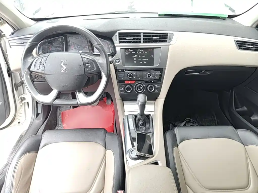 DS 6 2018 2016 1.6T Luxury THP160