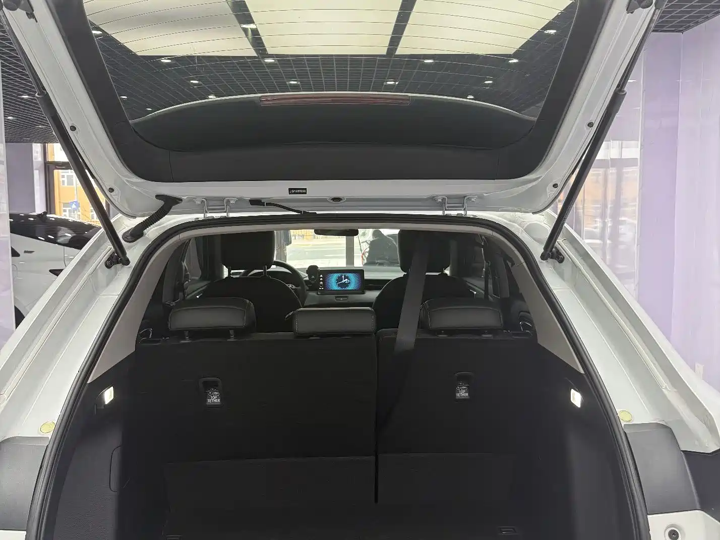 Photo 17 - Honda Vezel