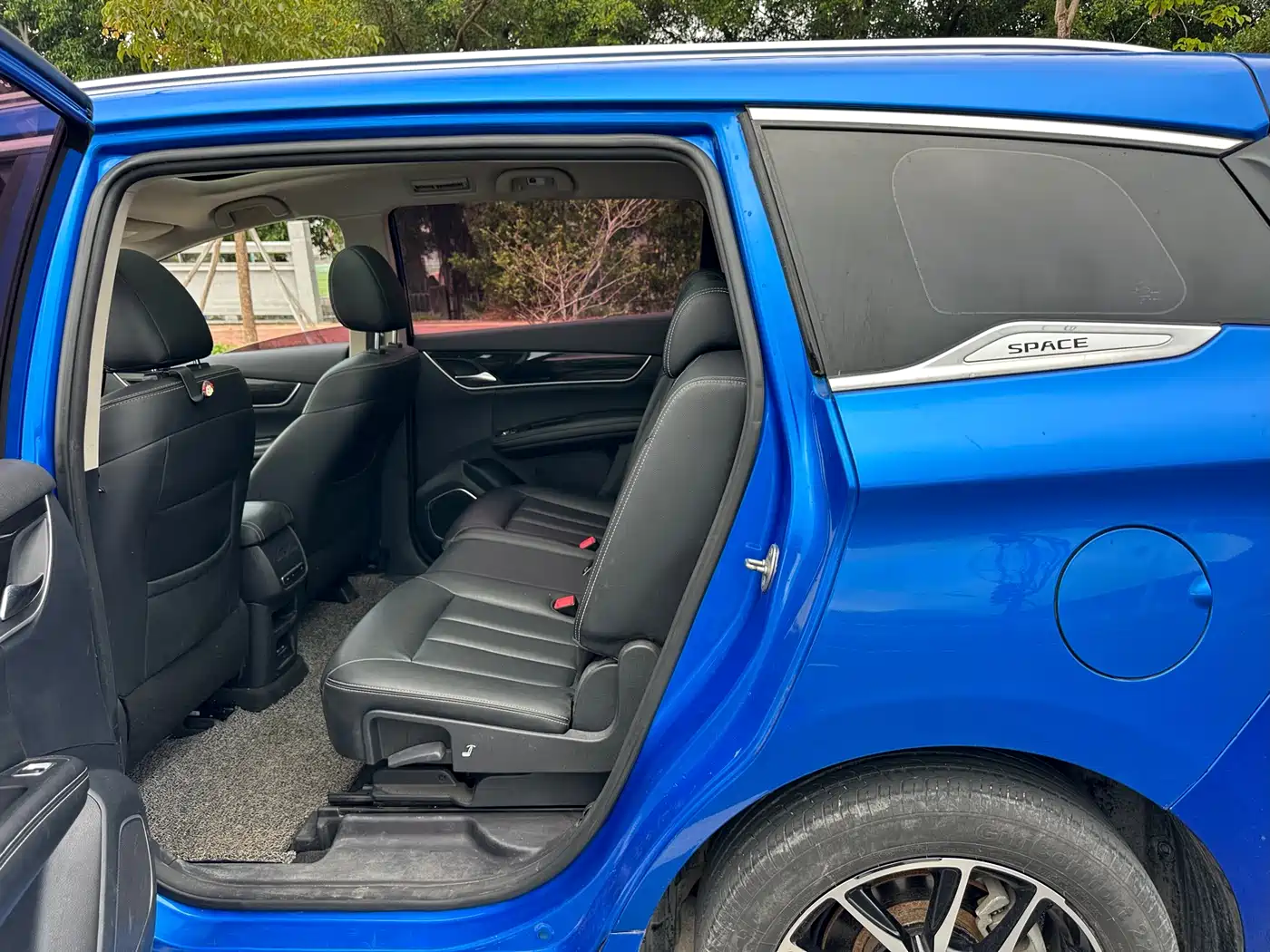 BYD Song MAX 2017 1.5T Auto Smart Connect Premium 7-seater фото 8