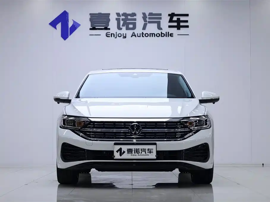 Volkswagen Sagitar 2025 Facelift 300TSI DSG Beyond Edition фото 2