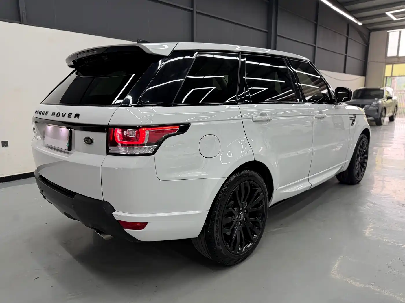 Land Rover Range Rover Sport 2017 3.0 SC V6 HSE DYNAMIC фото 6