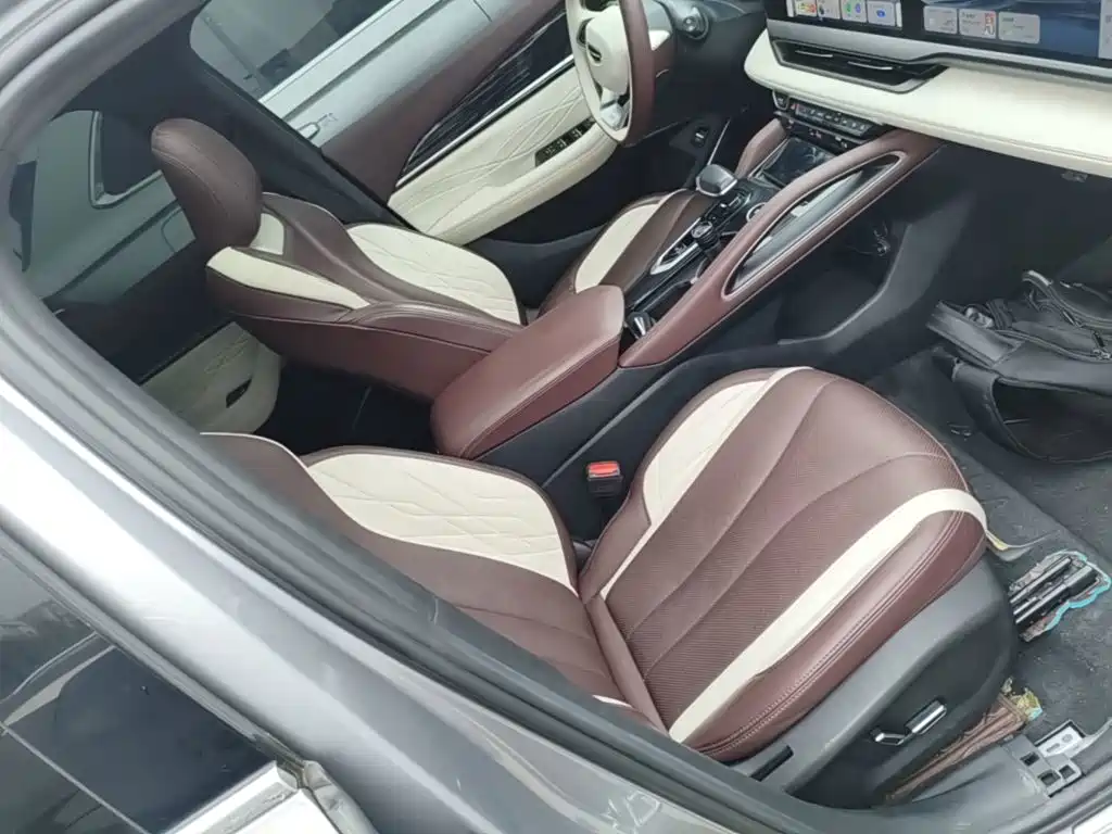 Geely Monjaro 2021 2021 2.0TD DCT EVO FWD Intelligent Premium Edition