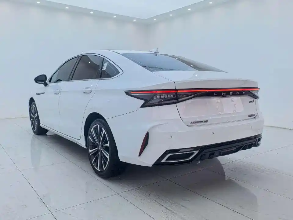 Фото 6 - Chery Arrizo 8