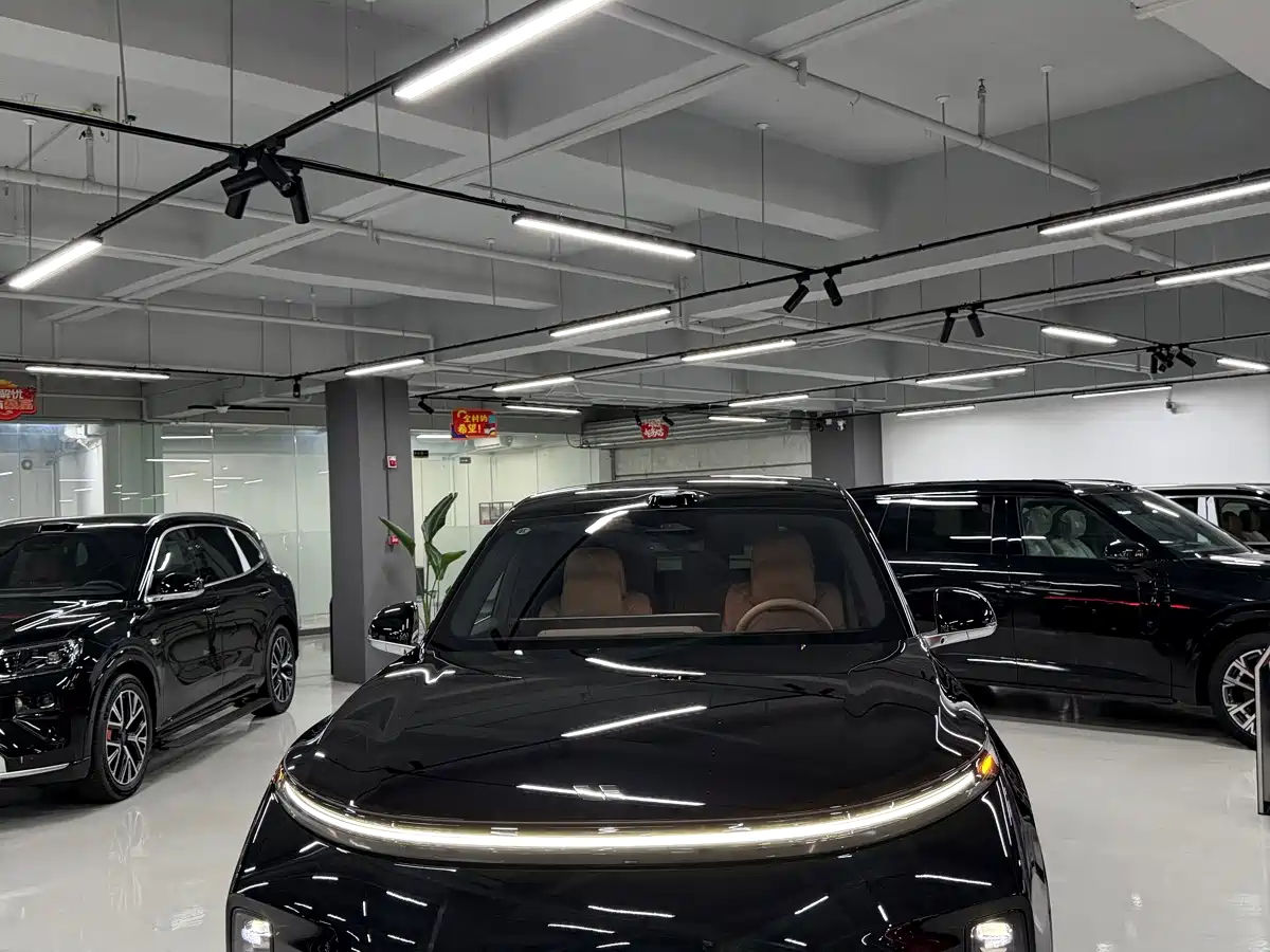 2026 Li Auto L8