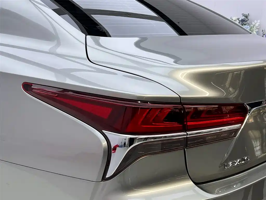 Lexus LS 2020 500h Excellence (China VI) фото 10