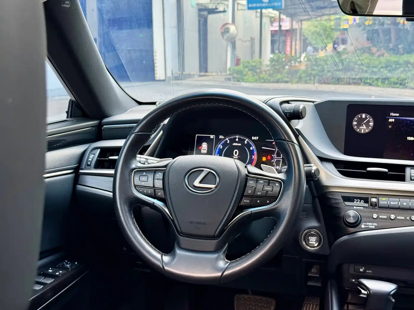 Lexus ES 2020 200 Excellence фото 9