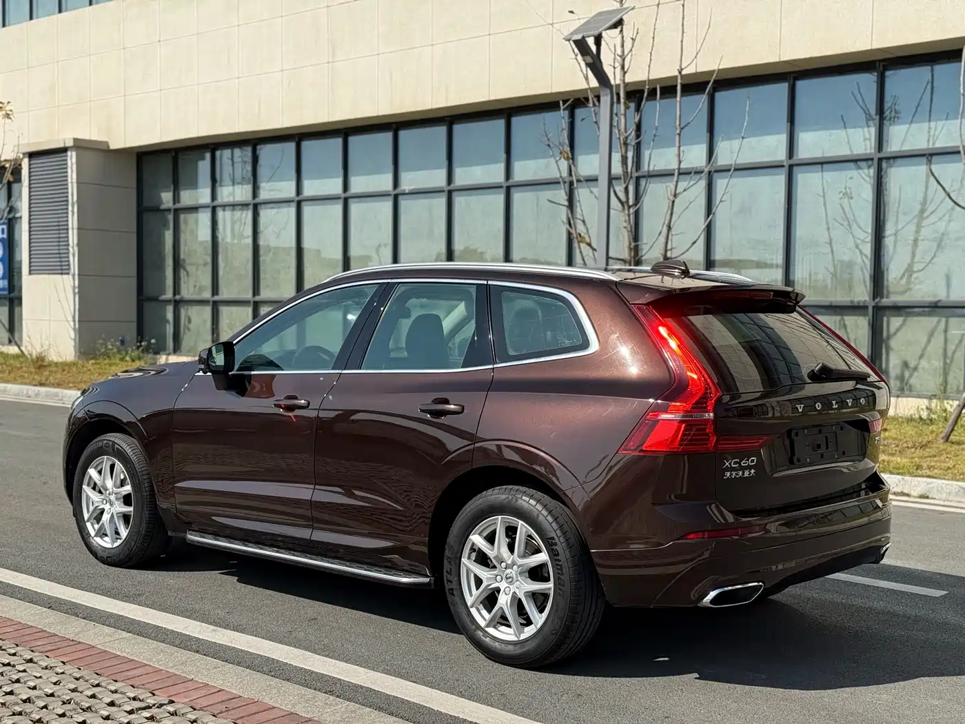 Фото 10 - Volvo XC60