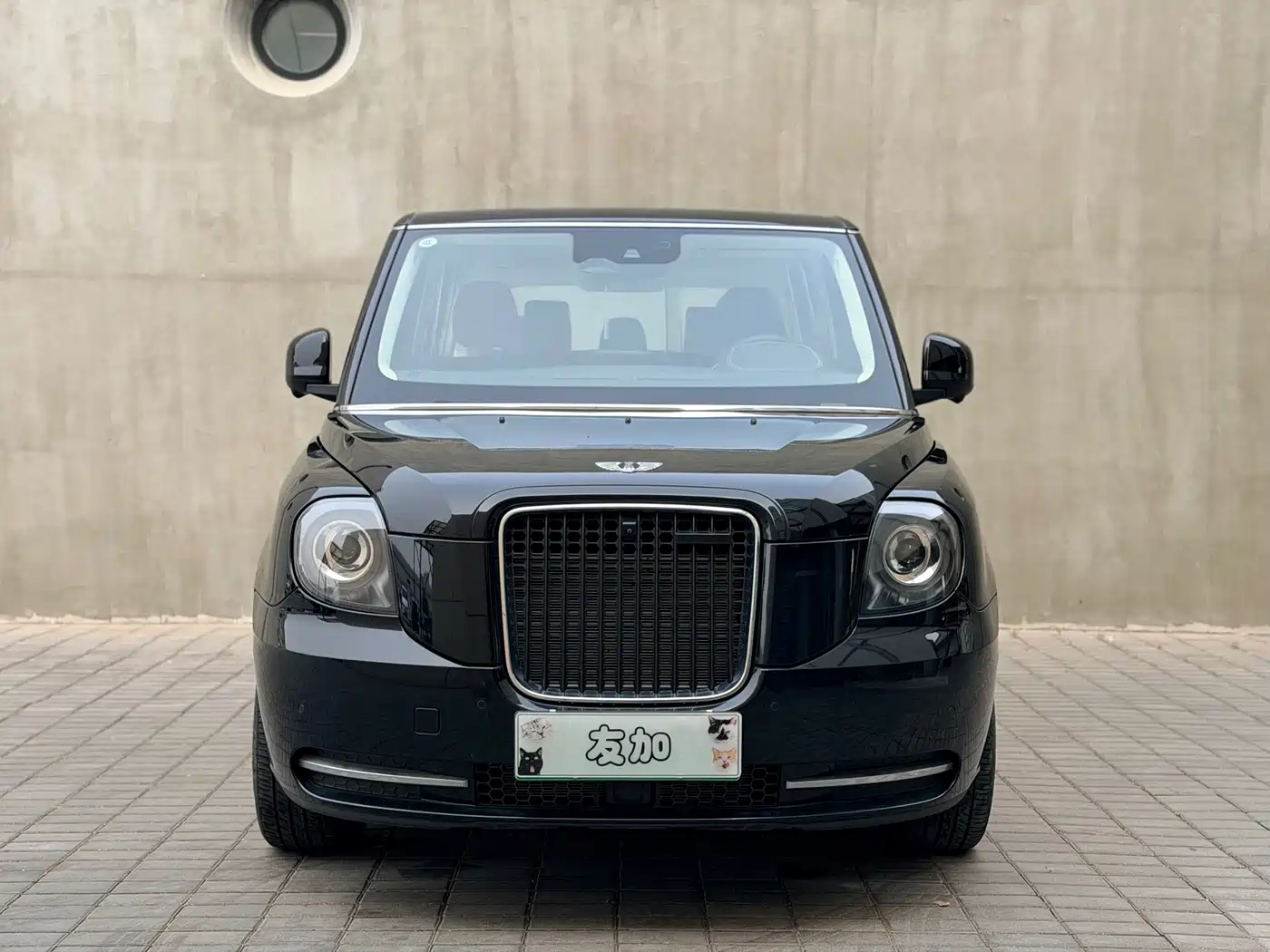 LEVC TX 2022 TX5 Extended Range Space Comfort Edition фото 2