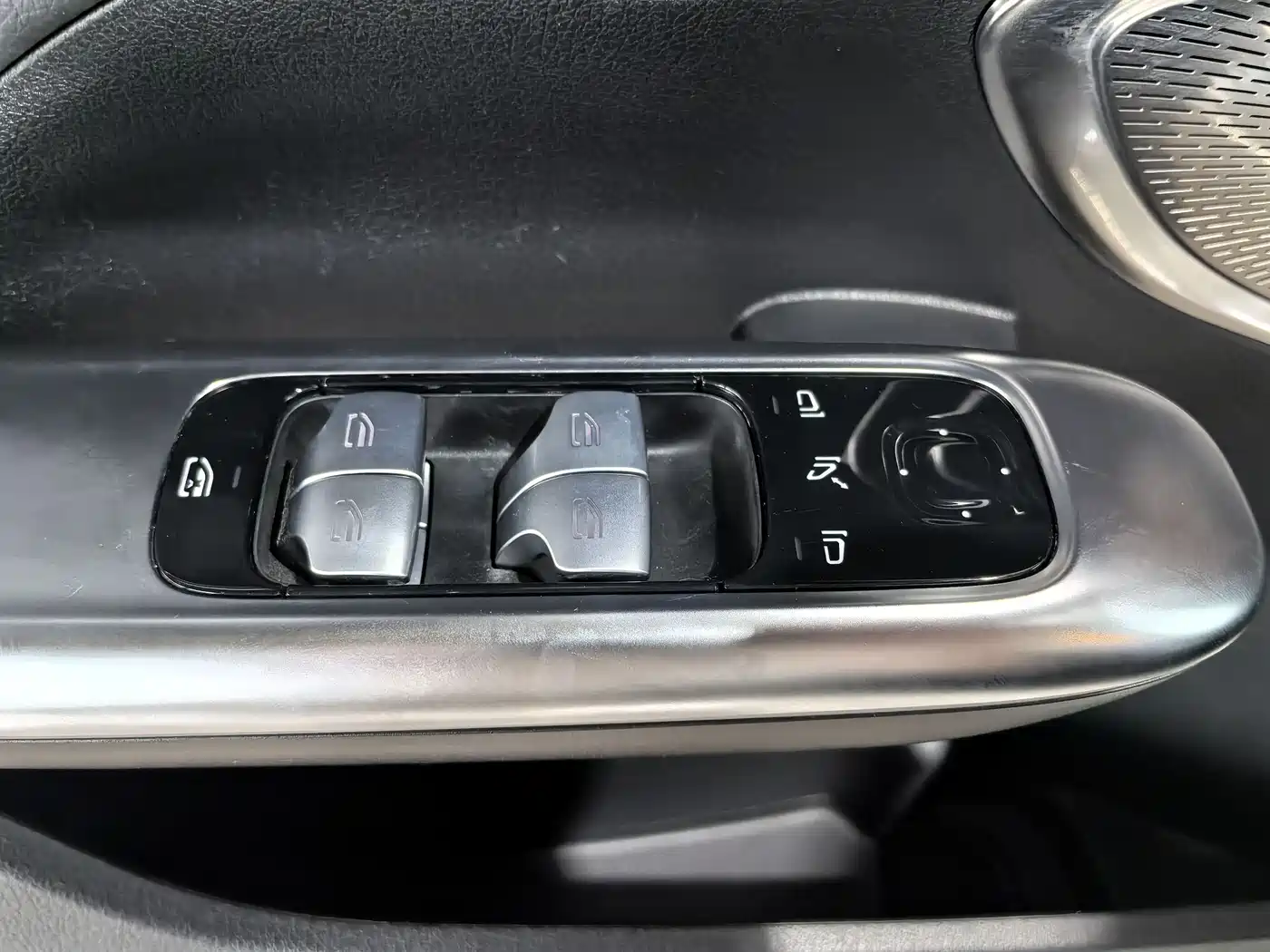 Mercedes-Benz C-Class 2024 Facelift III C 260 L Sport фото 11