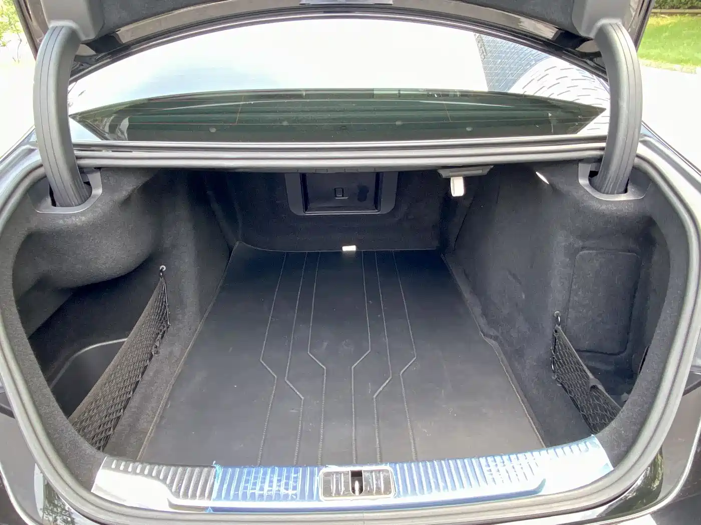 Mercedes-Benz S-Class 2023 Model S 400 L Business Edition фото 7