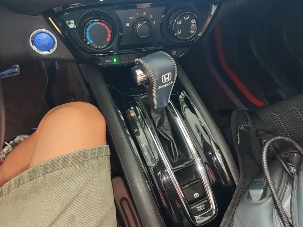 Photo 14 - Honda Vezel
