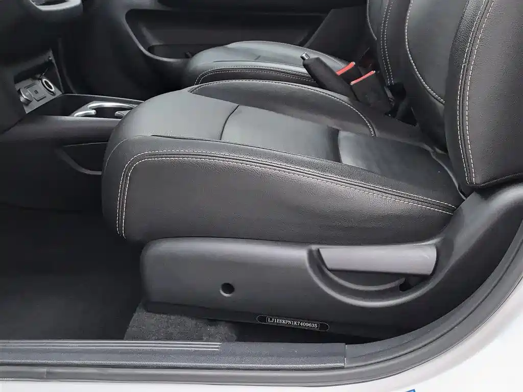 JIANGQI GROUP JAC IEV6E