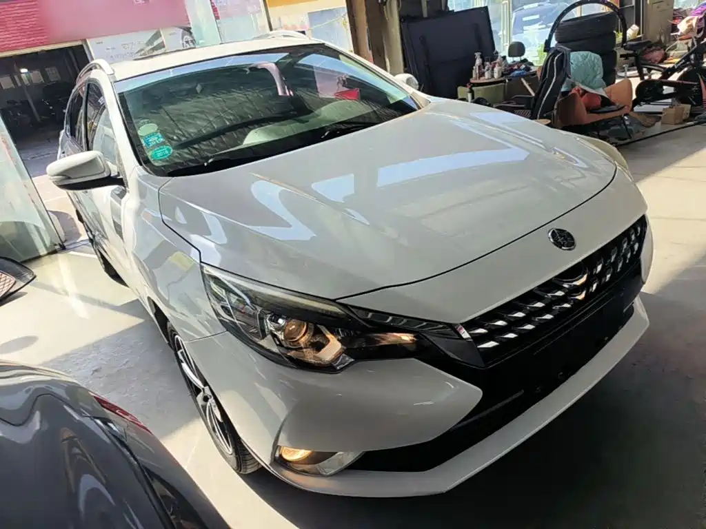 Venucia T90 2017 2017 2.0L CVT Smart Edition
