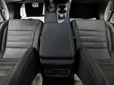 Photo 10 - Lexus RX
