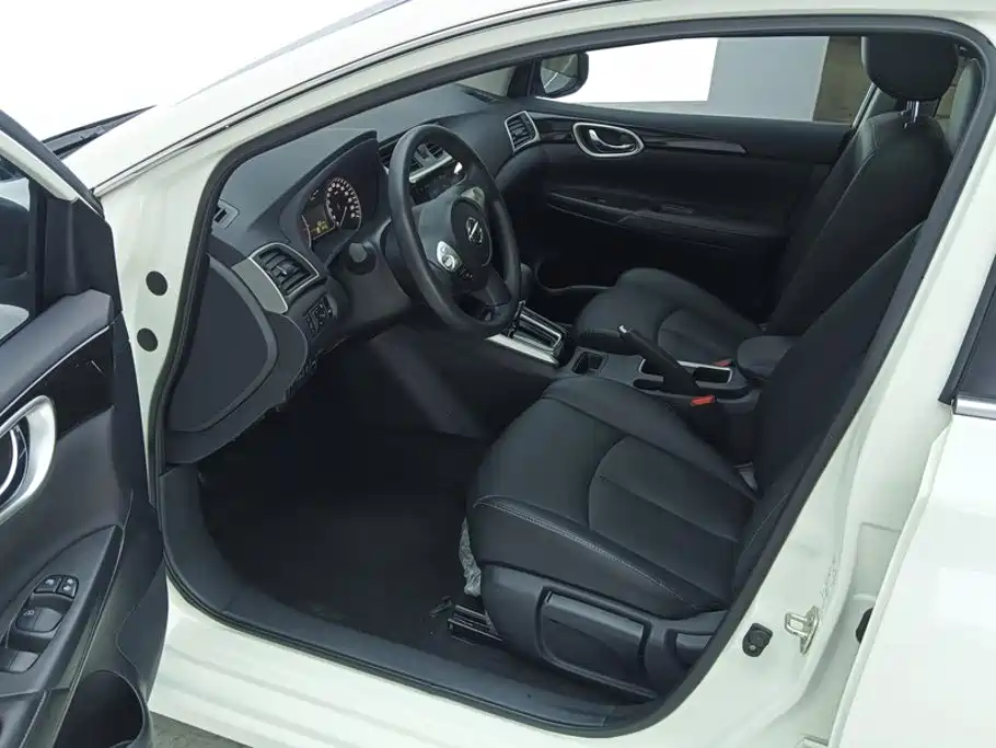 Фото 9 - Nissan Sylphy